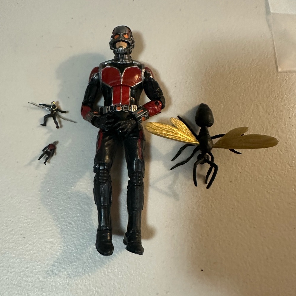 Marvel Legends Ant-Man Wave 1 MOVIE VERSION Loose 6" Action Figure Hasbro 2015